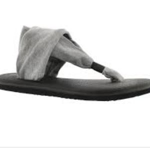 Sanuk sandals